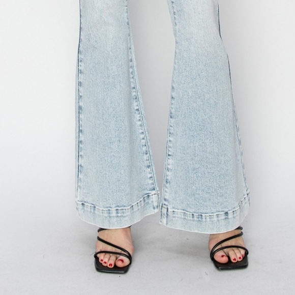 RISEN High-Rise Waist Slim Jeans Flare Hem Retro 90s Patch Pocket Denim Pants - Picture 9 of 16